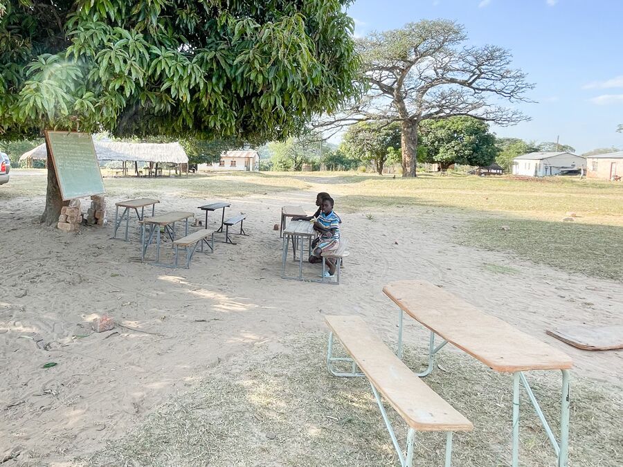 The lessons also had to take place outdoors.